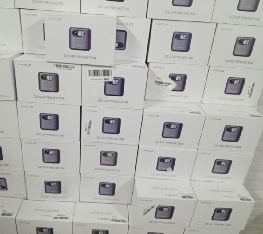 مینی پروژکتور جیبی مدل  wimius Q2 pro اورجینال